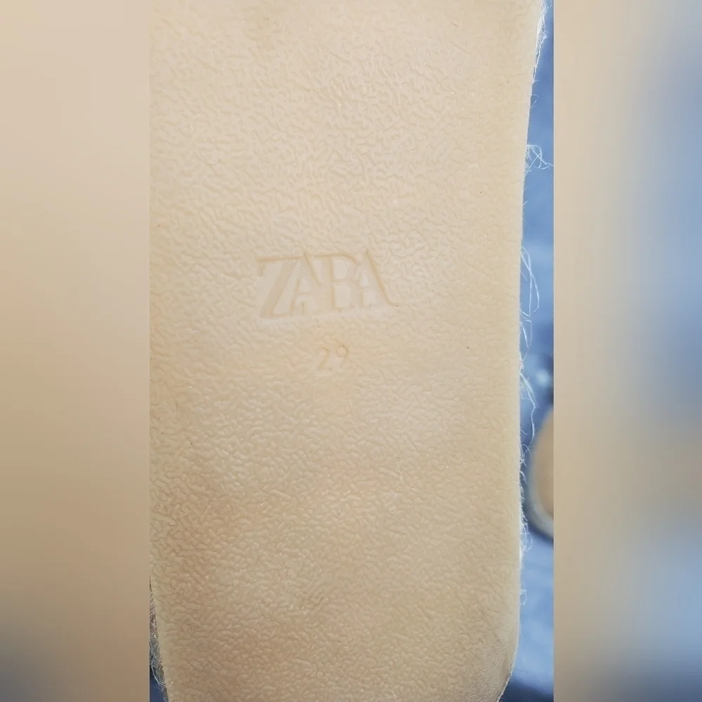 Zara Sandals Espadrille Flats Beige Fabric Slip On Girls Size 29‎